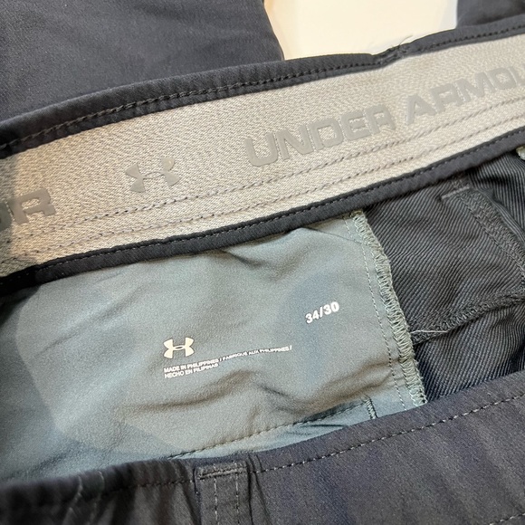Under Armour pants black mat size waist 34 x 30 height I have 2 pairs - Picture 6 of 8